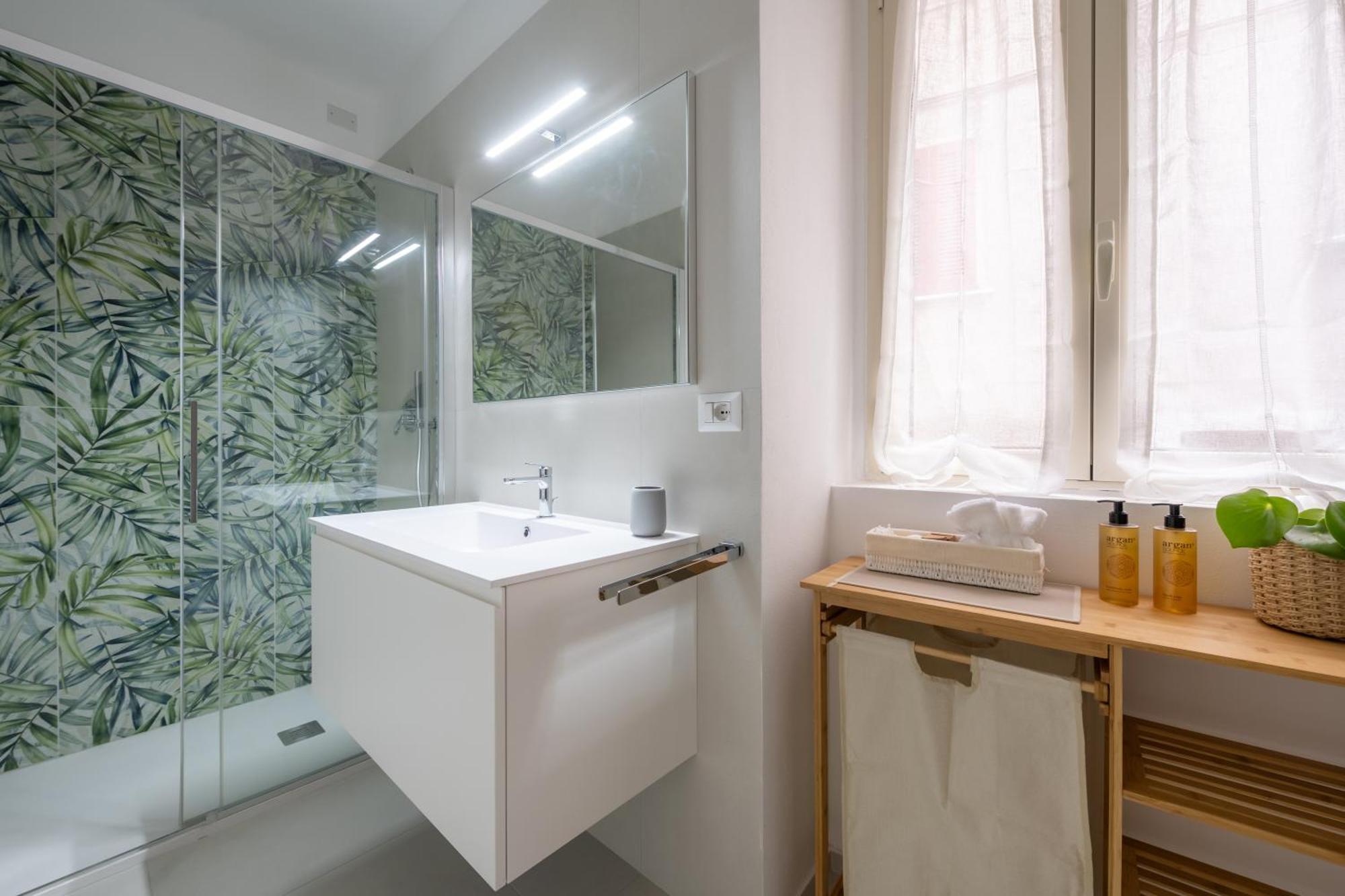New Stone House Lake View - 1 Лезено Экстерьер фото
